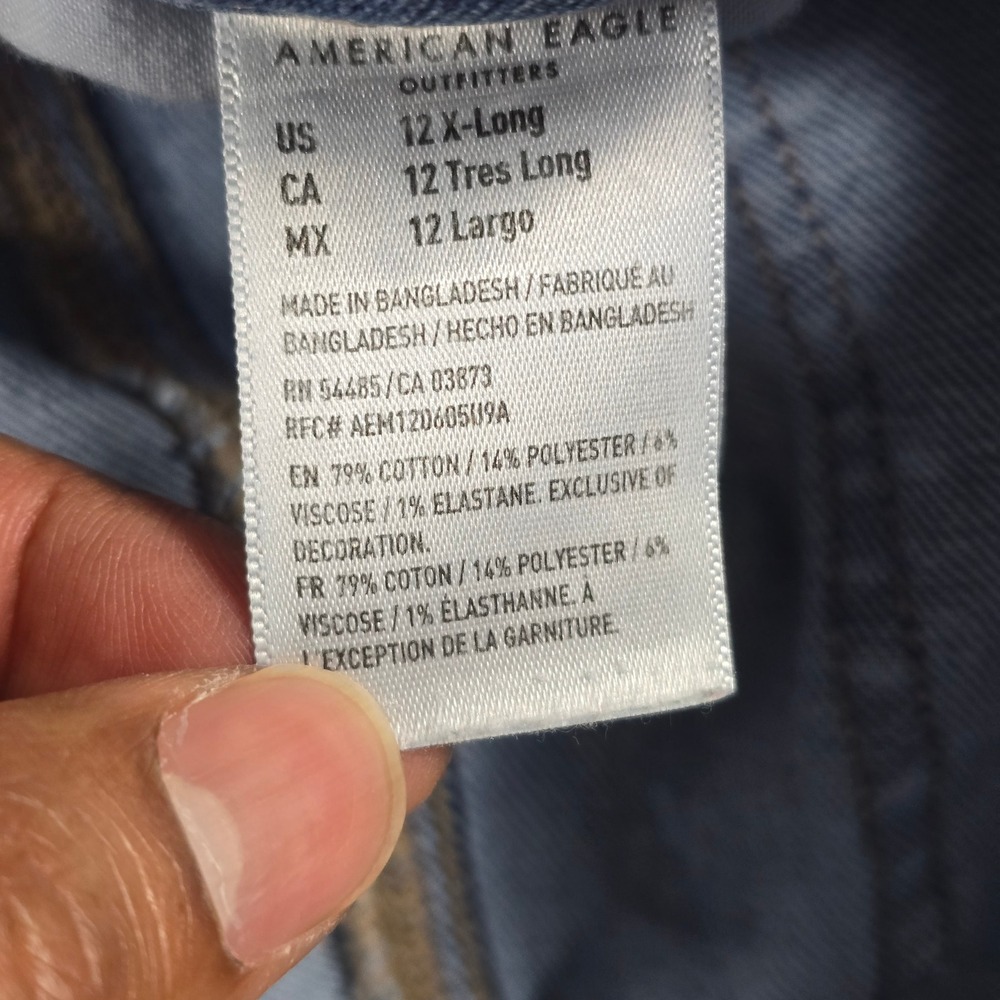 American Eagle Mom Jean Womens 12 X-Long Light Wash Stretch Denim Blue Pants - Picture 9 of 10